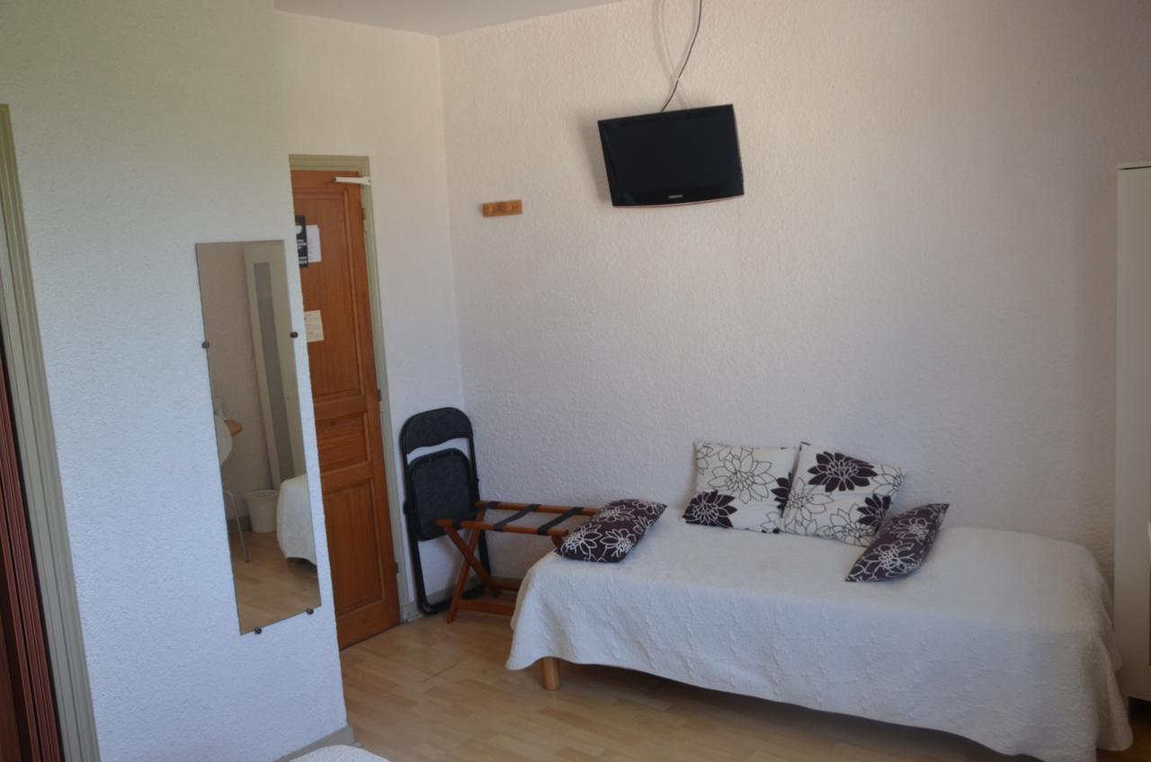 Hotel Le Week-End Plouider Exterior foto